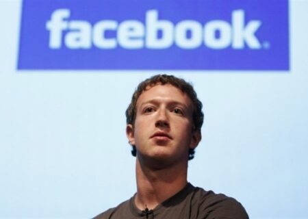 مارک زاکربرگ به قوانین فیس‌بوک پایبند نیست