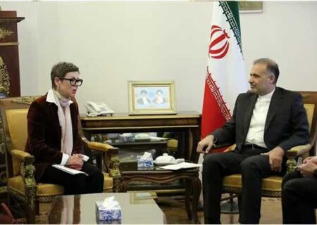 نقدی کوتاه بر ملاقات سفیر ایران در روسیه با کریستینا مارتی