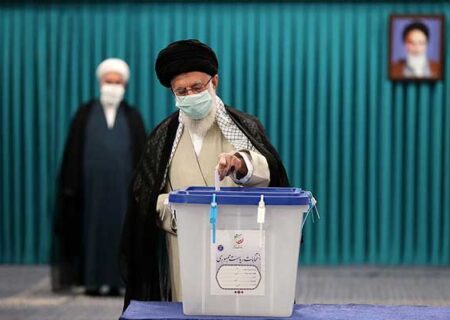 روز انتخابات روز ملت ایران و تعیین سرنوشت است هرچه زودتر این وظیفه را انجام دهید/ یک رأی هم مهم است؛ هیچ‌کس نگوید با یک رأی من اتفاقی نمی‌افتد