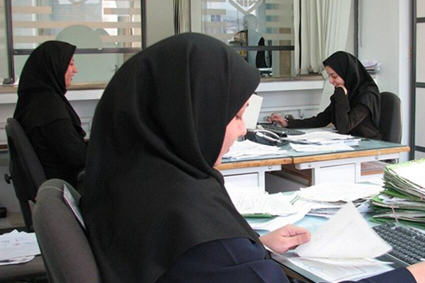 جامعه اسلامی باید زمینه را برای بهره برداری از  توانایی ها و استعدادهای زنان فراهم کند