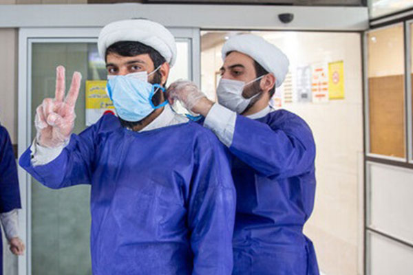 حضور چشمگیر طلاب جهادی درخدمت به بیماران کرونایی