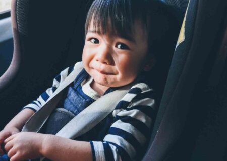 نگاهی به خاطرات تلخ تنها ماندن کودکان در خودرو