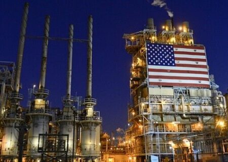 تأملی بر سخنان ۱۰ سال پیش رهبر انقلاب در مورد اتمام ذخایر نفتی آمریکا/ پایان انقلاب نفت شیل آمریکا و پاسخ به یک شبهه!