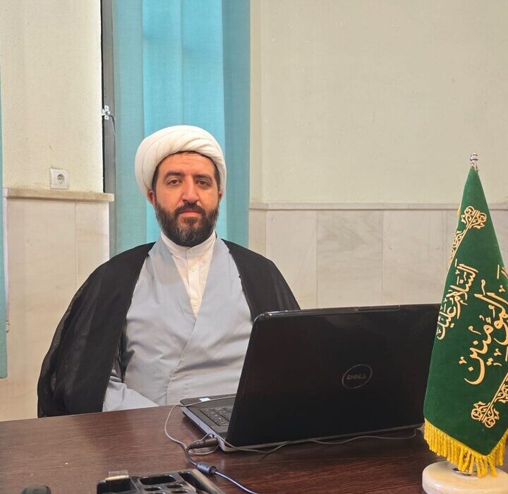 حمله طلبه ها به حوزه علمیه دروغ است/ دعوا بر سر مسجد نیست و اداره آن در اختیار اشرفی اصفهانی است