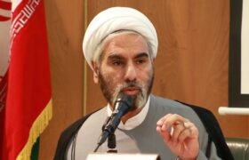 ضرری که افشای اسرار به شیعه وارد کرده است/ تاریخ سازی با حضور به هنگام یا نابهنگام