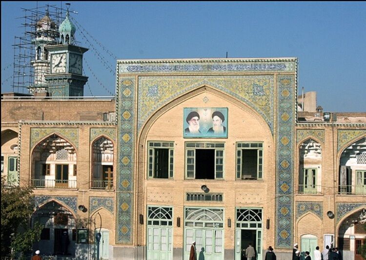 حوزه، قدیمی‌ترین، ماناترین و مردمی‌ترین نهاد اجتماعی/ نمونه‌ای برای پیاده‌سازی موفق مردمی‌سازی در جامعه اسلامی