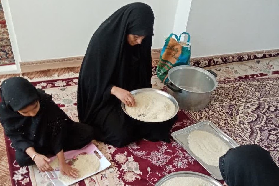دختری که با کمک یک بانوی طلبه از گرفتای‌های عشق زمینی رها و حافظ قرآن شد