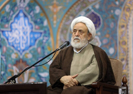 تأثیر مستقیم فضای ظاهری جامعه بر روح و ایمان جوانان