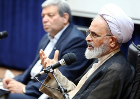 امروز ارتباط با جوانان کم رنگ شده است/ نسلی که وارد حوزه می شود، باید مشاوره های لازم به آن ها داده شود!