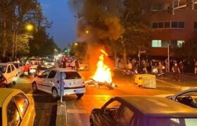 محکومیت خشونت های عریان عوامل صهیونی و آمریکایی با چاشنی متهم کردن ساختار حاکمیتی و تبرئه ضمنی دولت