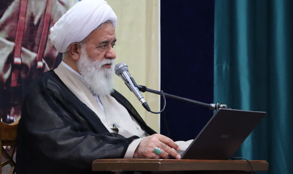 همگان در سراسر کشور با آیتالله سیدمحتبی خامنهای بیعت کنند