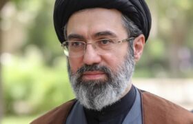 پیام رهبر معظم انقلاب اسلامی به مناسبت گرامیداشت روز جمهوری اسلامی ایران و روز طبیعت