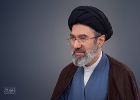 پیام نوروزی رهبر انقلاب به مناسبت آغاز سال ۱۴۰۵؛ سال «اقتصاد مقاومتی در سایه وحدت ملّی و امنیّت ملّی»