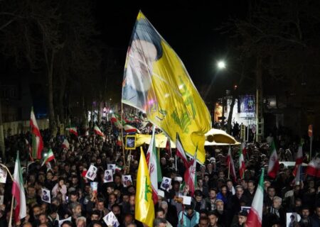 حس متفاوت امشب ایرانی‌ها در خیابان‌ها
