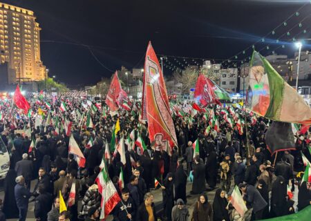 زمینه سازی ایدئولوژیک جهت گرامیداشت بی حجاب‌ها در تجمعات انقلابی!