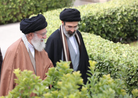 اولین چهارده خردادی است که پدر مهربان امت، مهمان ضیافت الهی شده!