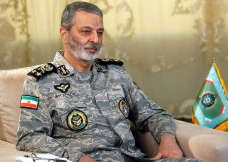 طلبه، دختران موتور سوار و راز اشک های یک مرد ایرانی